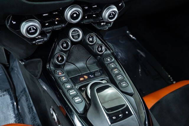 2020 Aston Martin Vantage