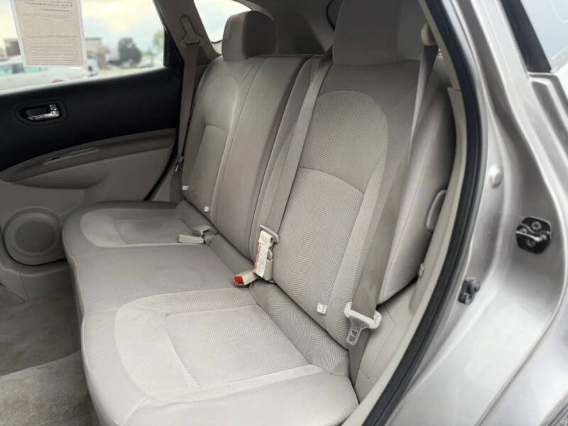 2011 Nissan Rogue S