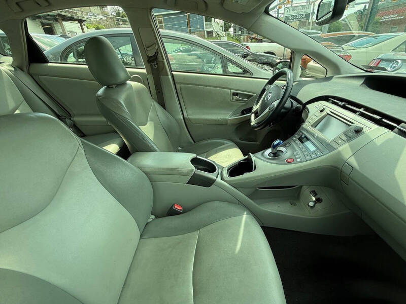2014 Toyota Prius Four