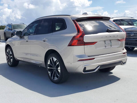 2026 Volvo XC60 T8 Plus