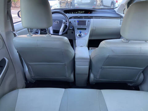 2012 Toyota Prius Two