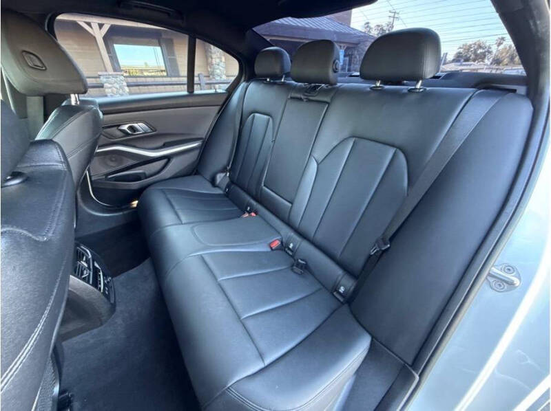 2019 BMW 3 Series 330i