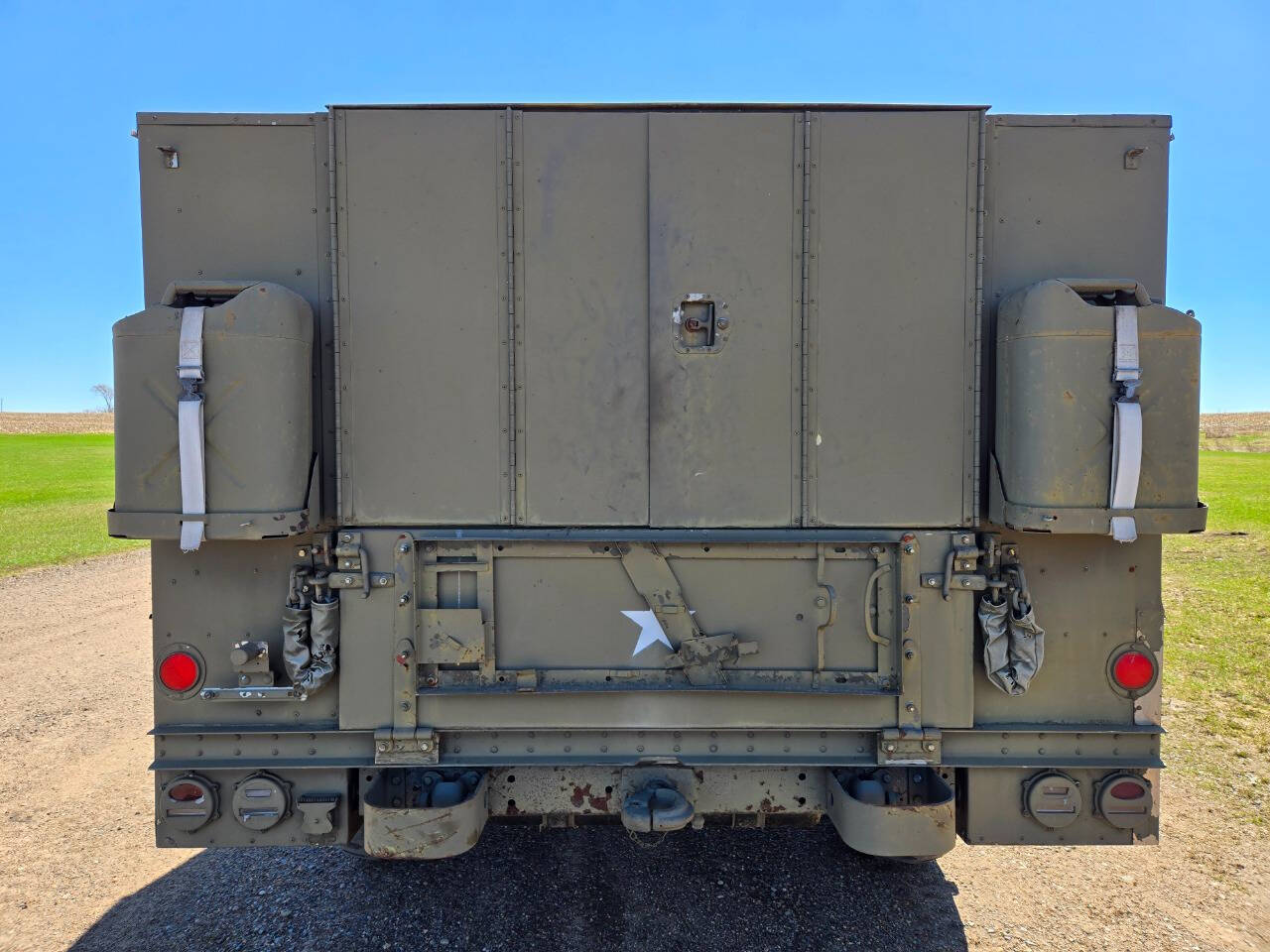 1971 Jeep M724 13