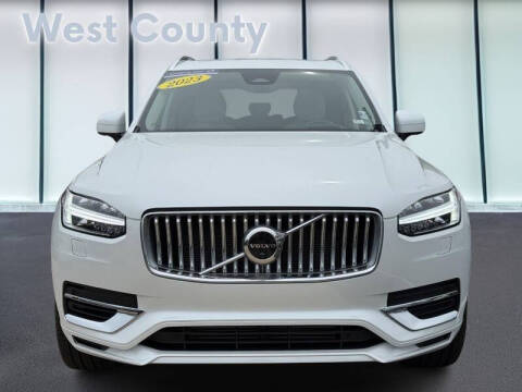 2023 Volvo XC90 Recharge T8 Ultimate Bright Theme 7P