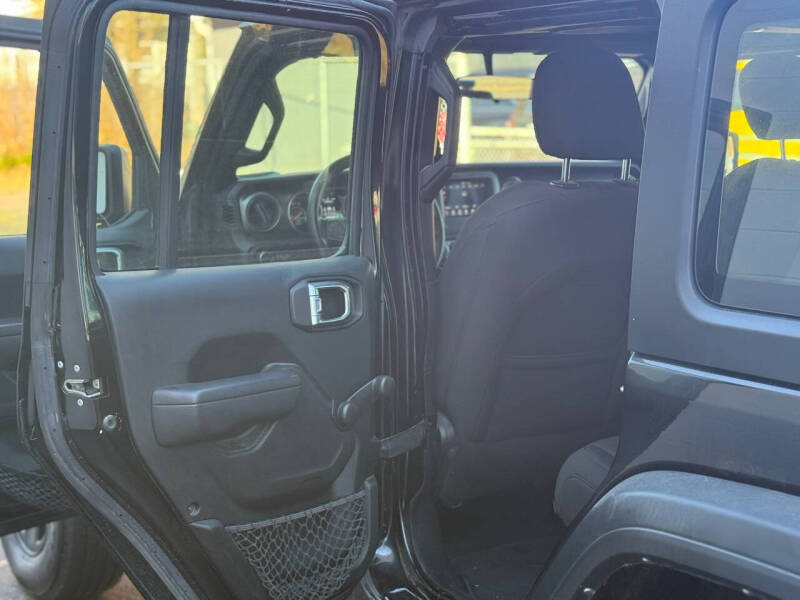 2022 Jeep Wrangler Unlimited Sport