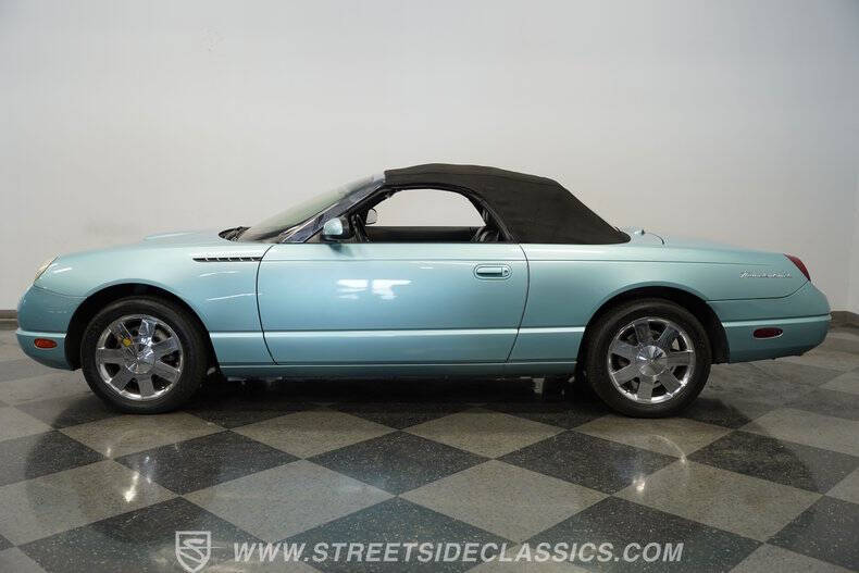 2002 Ford Thunderbird Deluxe