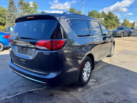 2019 Chrysler Pacifica Touring L