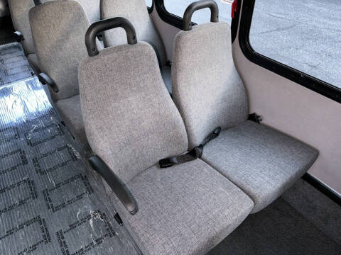 2013 Ford E-Series E-450 SD