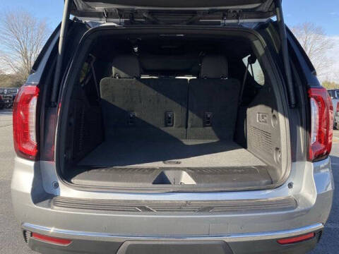 2023 GMC Yukon XL SLT