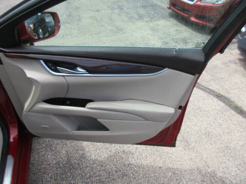 2013 Cadillac XTS Luxury Collection