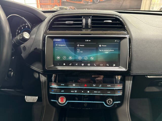 2019 Jaguar F-PACE S