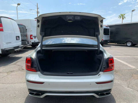 2019 Volvo S60 T5 R-Design