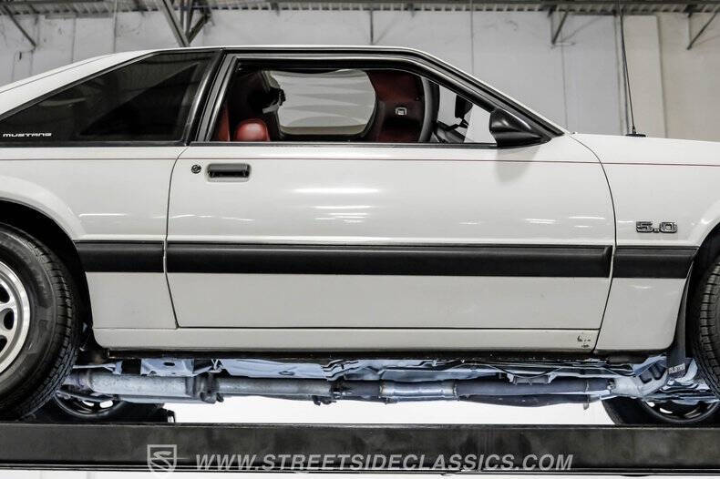 1990 Ford Mustang LX 5.0