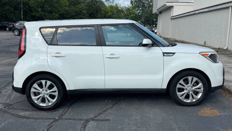 2016 Kia Soul +