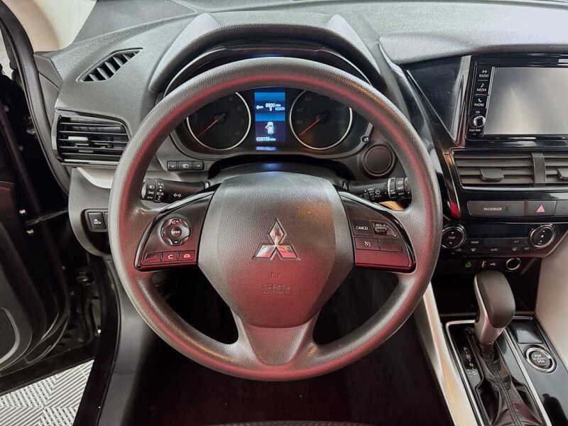 2024 Mitsubishi Eclipse Cross ES