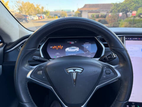 2013 Tesla Model S Performance