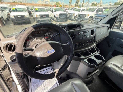 2009 Ford E-Series E-350 SD