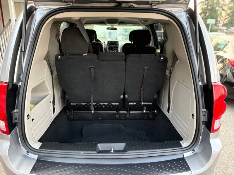 2016 Dodge Grand Caravan American Value Package