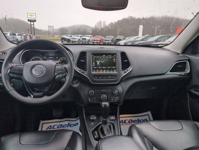 2023 Jeep Cherokee Altitude Lux