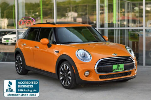 2017 MINI Hardtop 4 Door