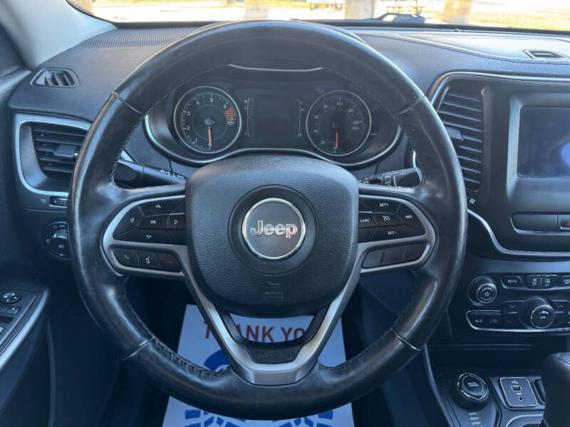 2019 Jeep Cherokee Latitude Plus