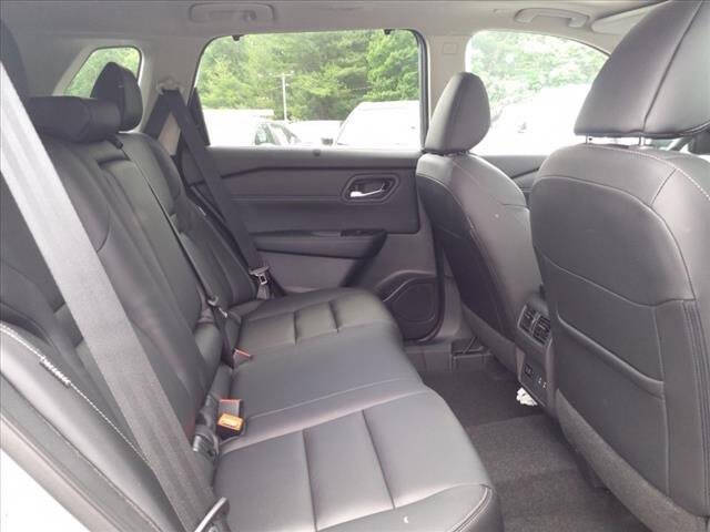 2024 Nissan Rogue SL