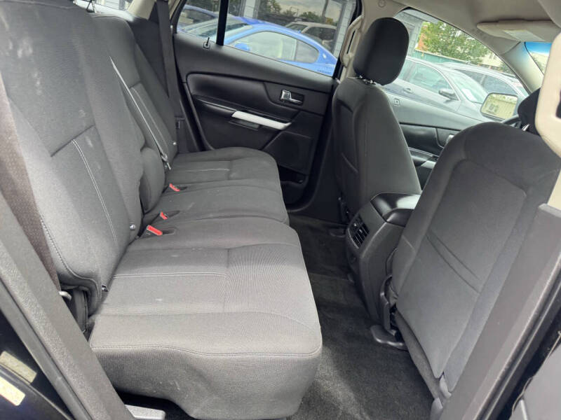 2013 Ford Edge SE