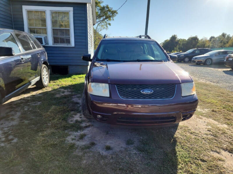 2006 Ford Freestyle for sale at HDH Auto Sales LLC in Greer SC