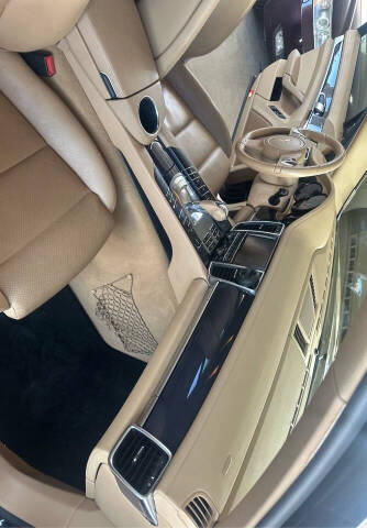 2011 Porsche Panamera 4