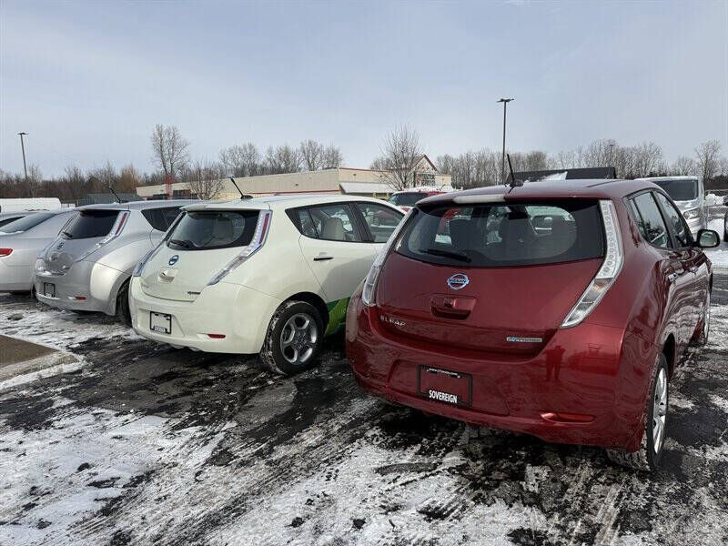 2011 Nissan LEAF SL