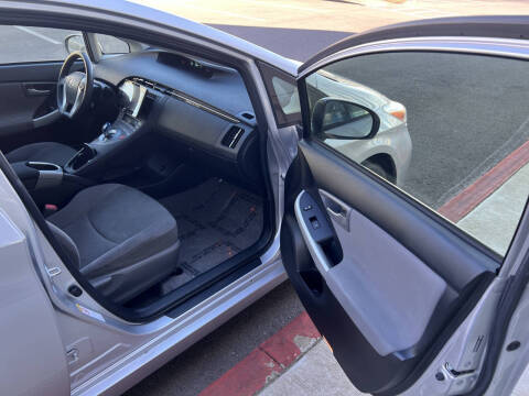 2012 Toyota Prius Three