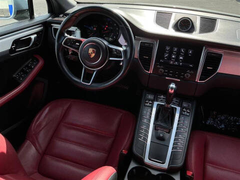 2017 Porsche Macan GTS