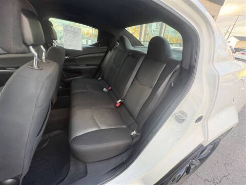 2014 Dodge Avenger SE