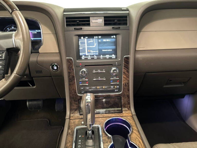 2016 Lincoln Navigator Select