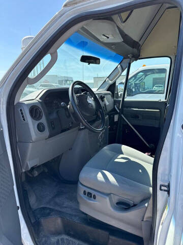 2009 Ford E-Series E-350 SD