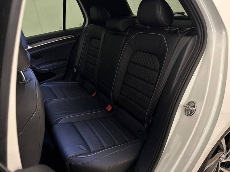 2019 Volkswagen Golf R 4Motion