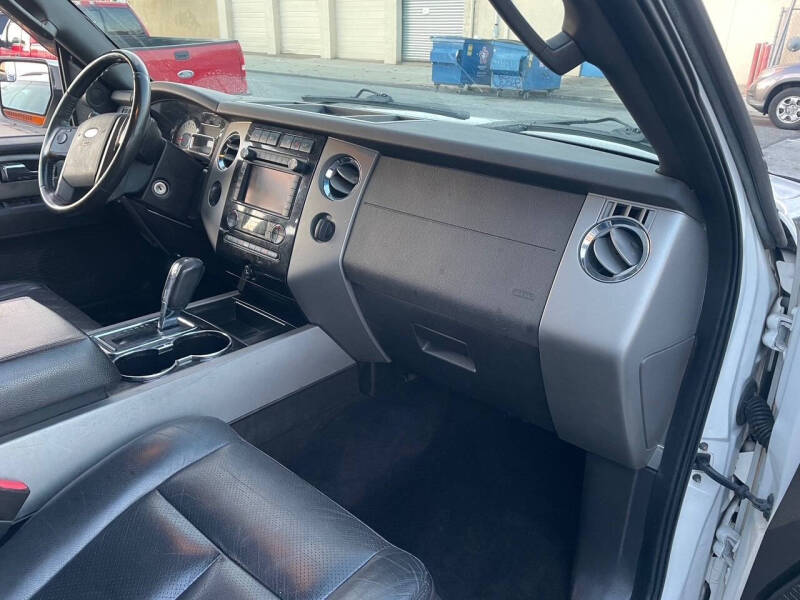 2012 Ford Expedition Limited