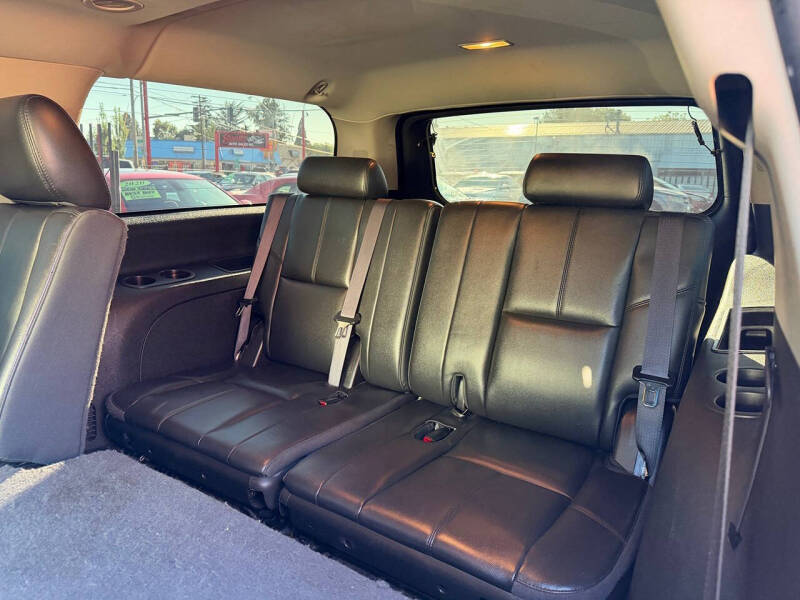 2014 GMC Yukon XL SLT