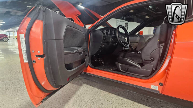 2009 Dodge Challenger SRT8