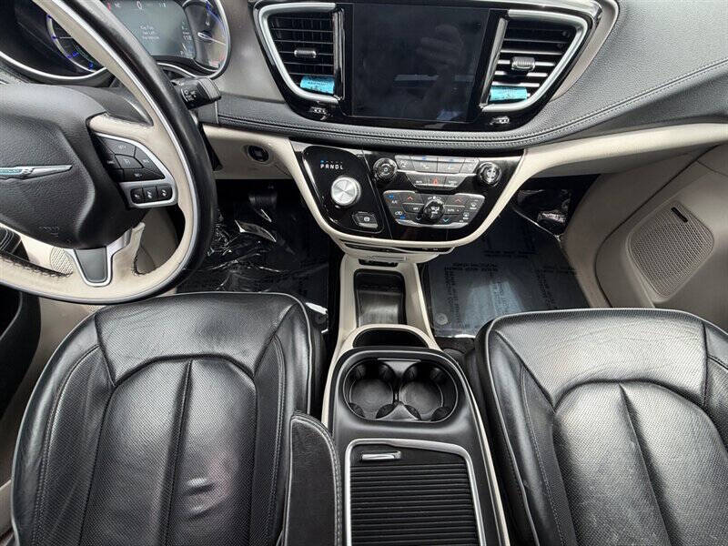2018 Chrysler Pacifica Hybrid Limited