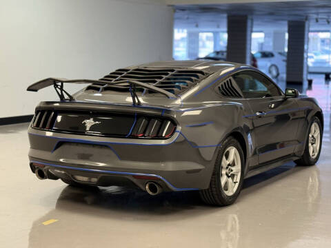 2017 Ford Mustang V6