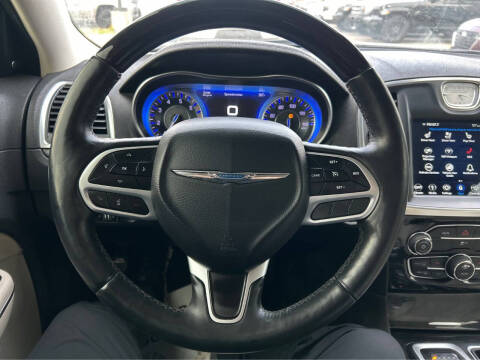 2018 Chrysler 300 Limited