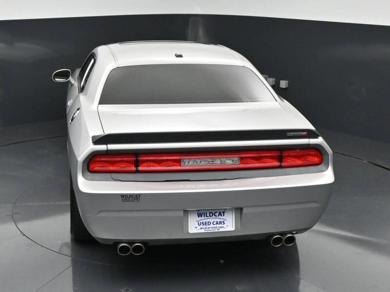 2009 Dodge Challenger SRT8