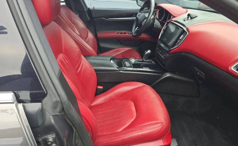 2017 Maserati Ghibli