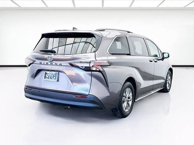 2023 Toyota Sienna