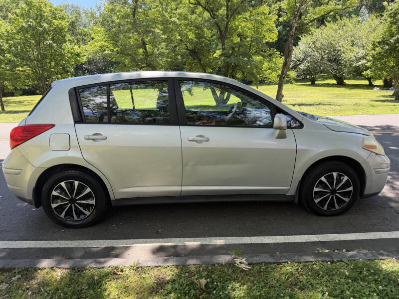 2009 Nissan Versa 1.8 S