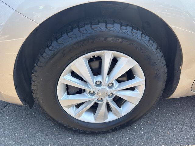 2017 Kia Sedona LX
