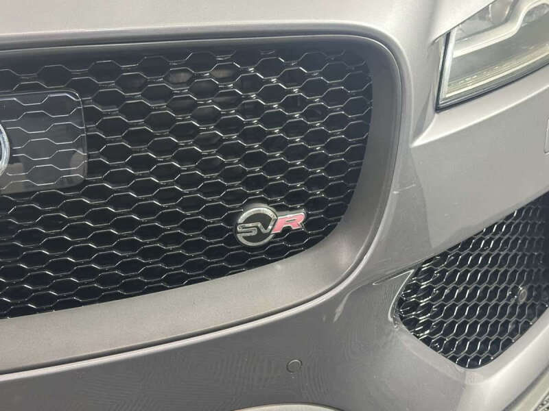 2020 Jaguar F-PACE SVR