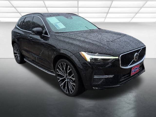 2022 Volvo XC60 B5 Momentum
