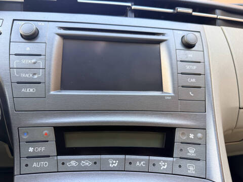 2012 Toyota Prius Two